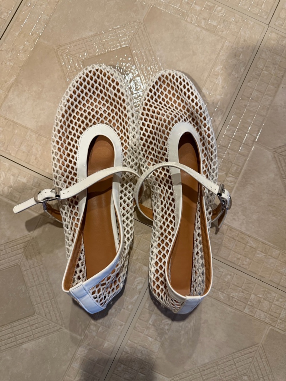 White Mesh Mary Jane Flats, SZ 10, Worn once